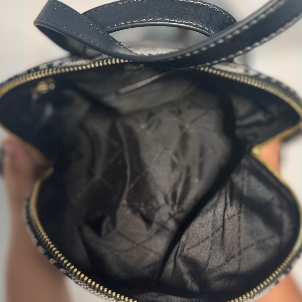 Michael Kors Backpack Cindy~NWT - Picture 6 of 11
